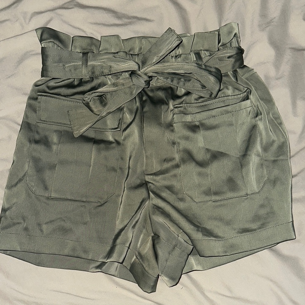 Olive Green Women's silk shorts ‼️‼️ brand new never worn without tags. Size: M